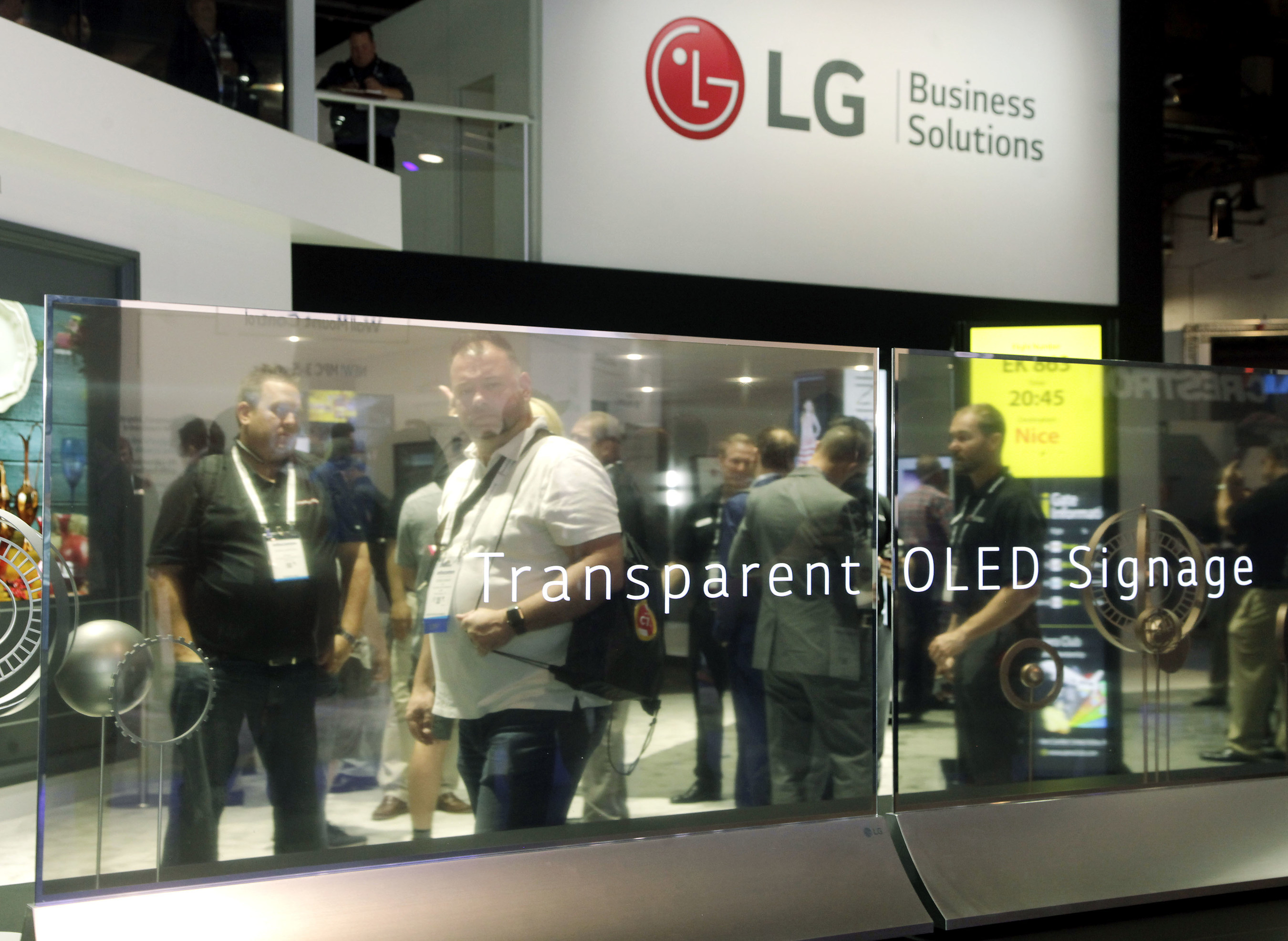 LG Launches Transparent OLED Commercial Display In U.S.