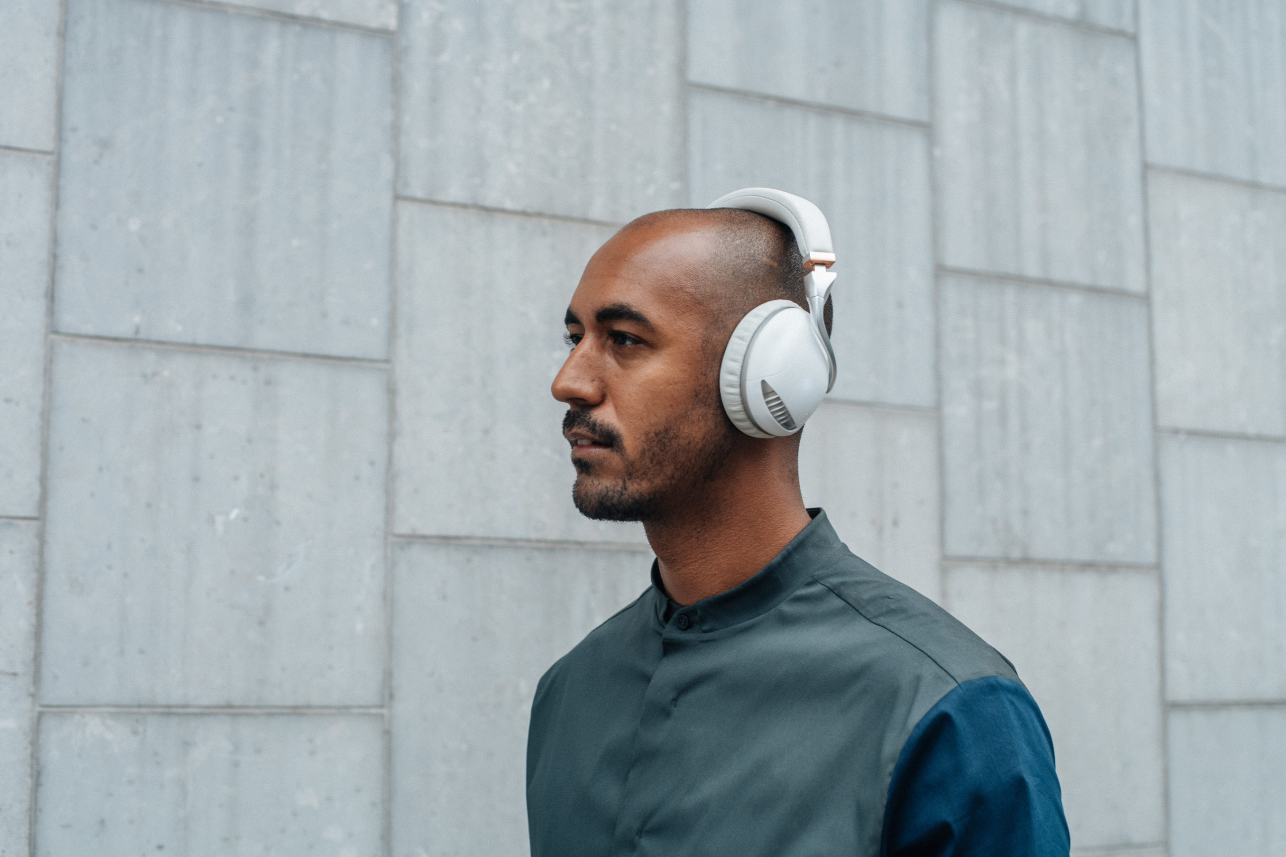 Revolutionary Audio Technology Company IRIS Launches Highly Anticipated Headphones