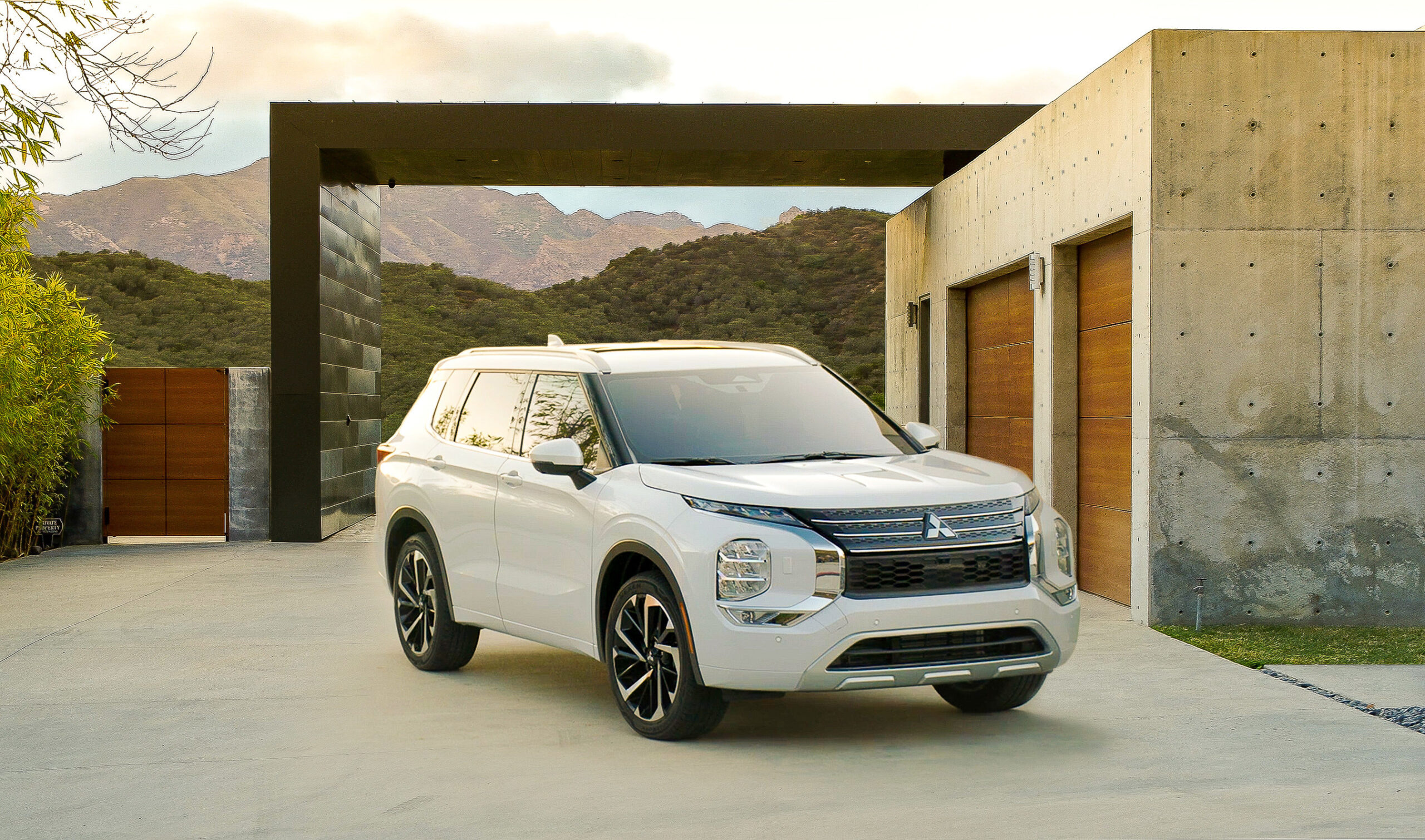 Mitsubishi Motors Introduces All-New 2022 Outlander In World’s First Amazon Live Reveal Event