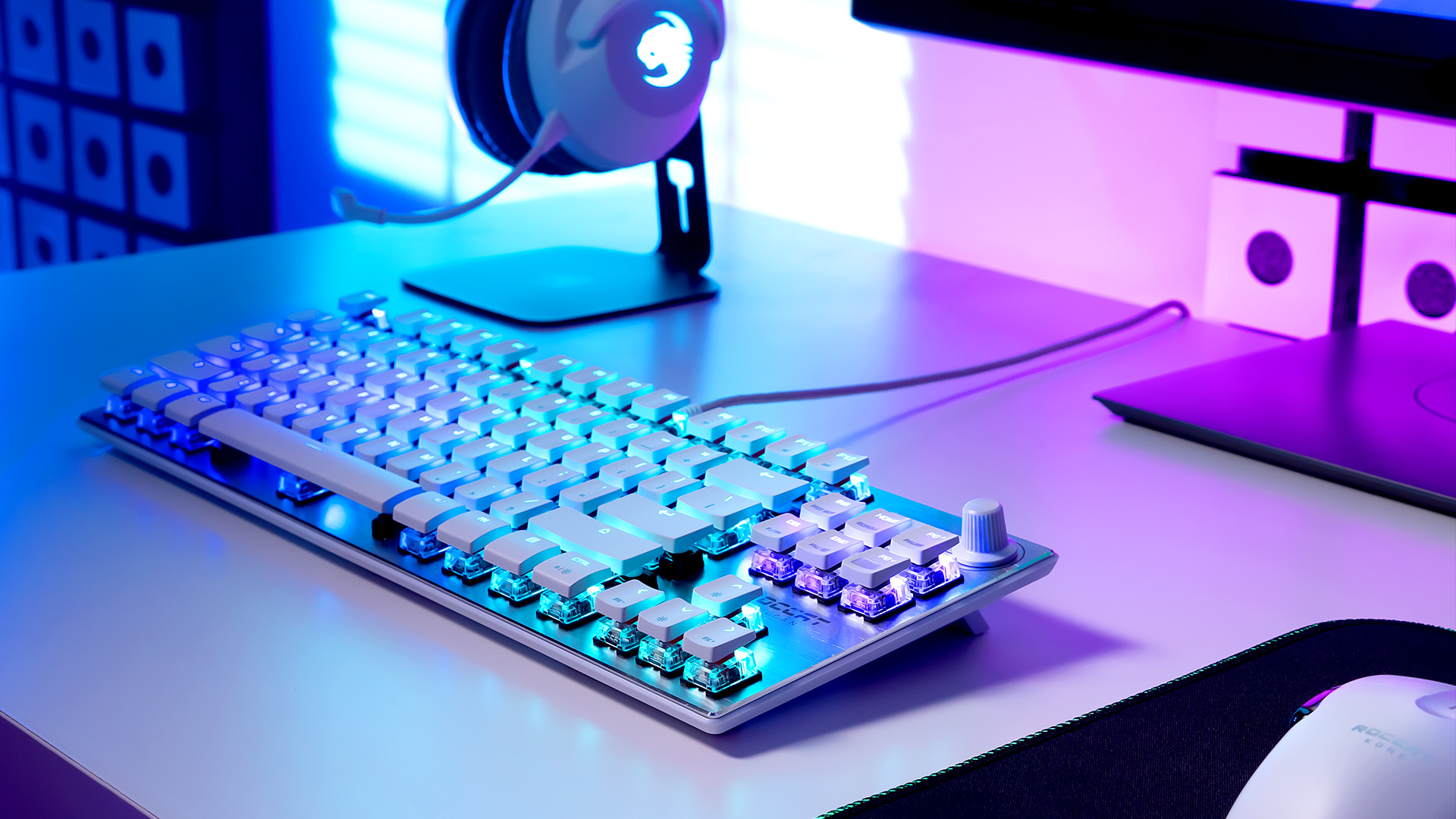 Roccat’s Award-Winning Vulcan TKL Pro PC Gaming Keyboard Is Now Available in Arctic White