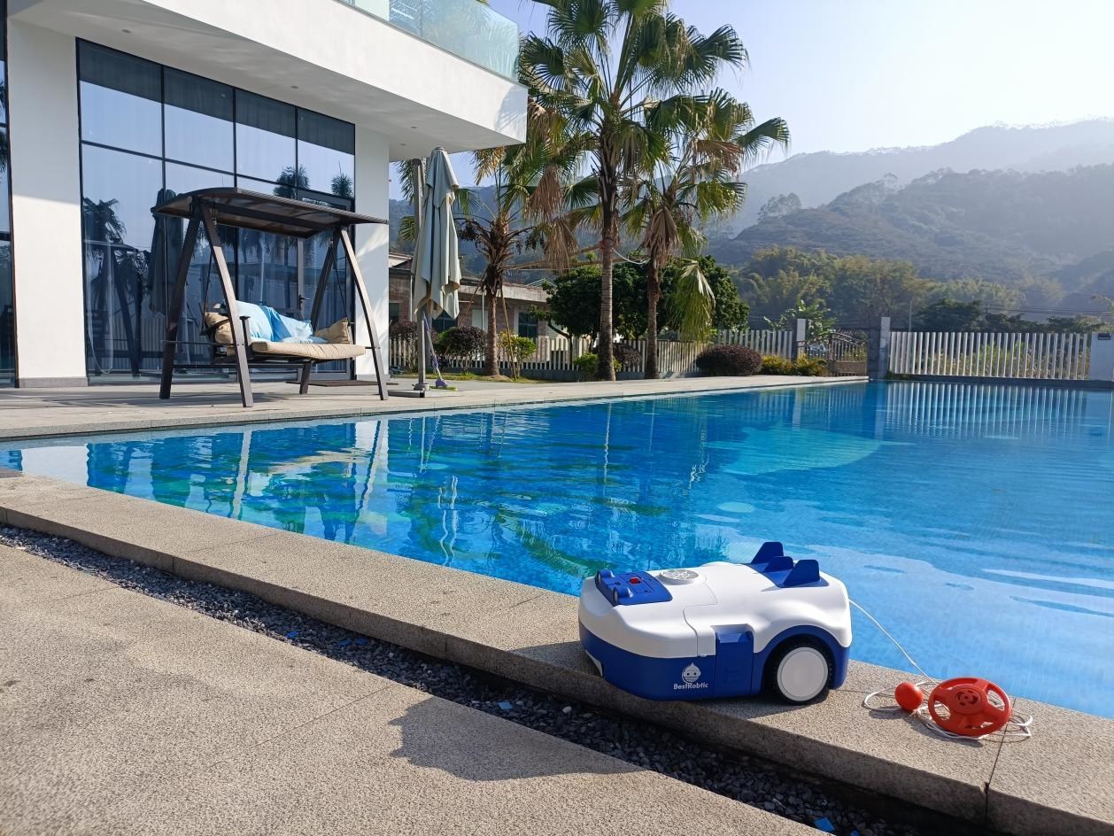 Seauto’s BestRobtic, Up to 6000GPH Powerful Suction Pool Cleaner, world’s 1st “SONAR Tech” Hassle-Free Cleaning, Launches on Kickstarter