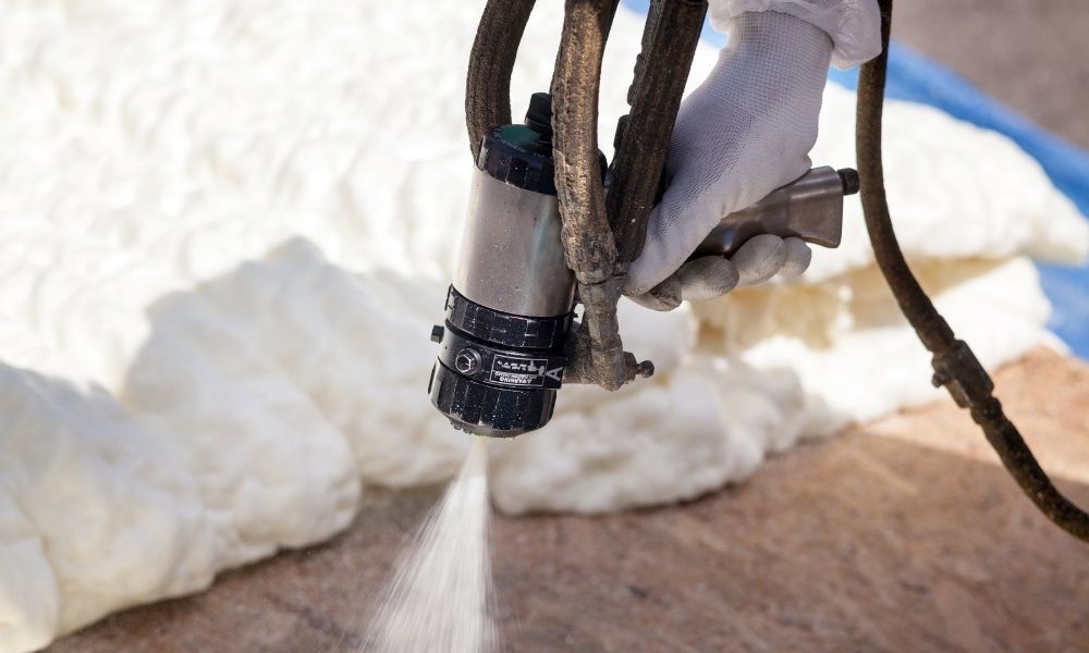 Types of Spray Foam Insulation and Their Differences