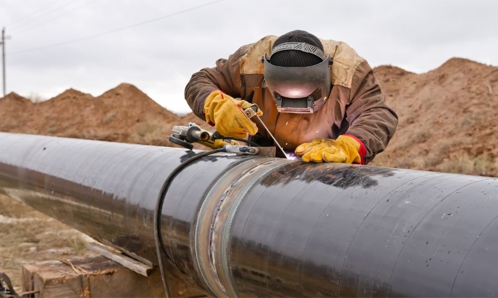 How To Start Your Career as a Pipeline Welder