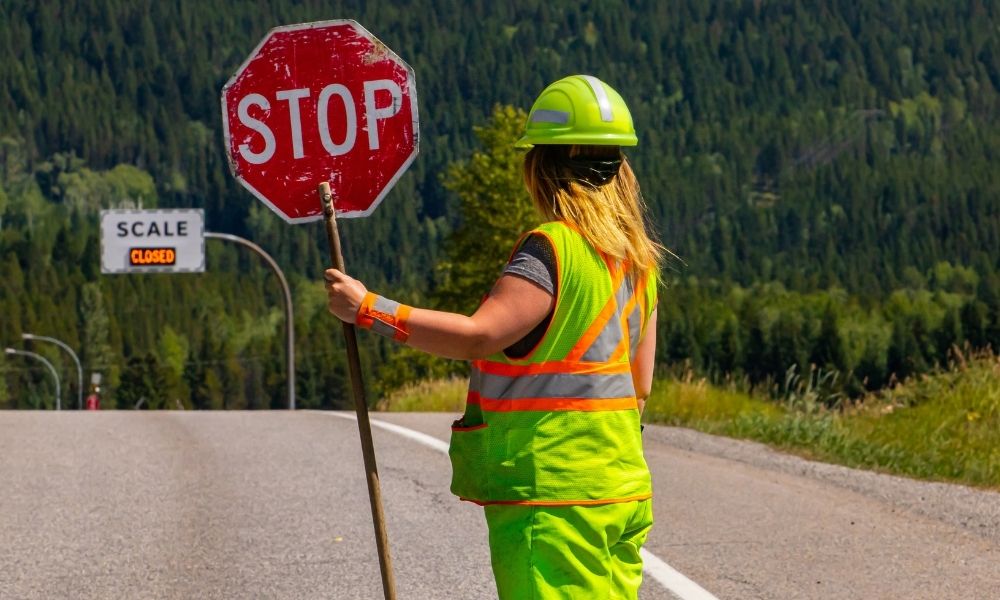 Tips for Maintaining Safety Apparel as a Roadside Worker