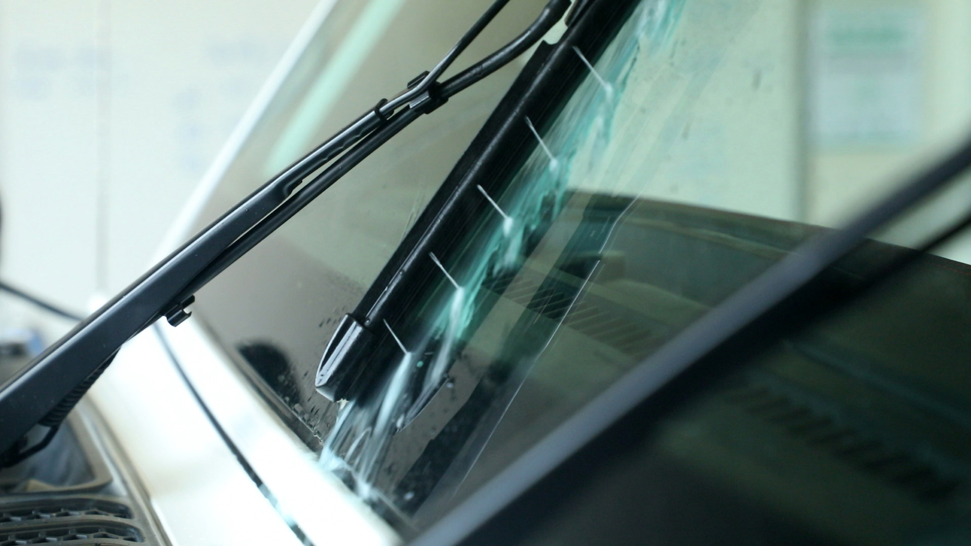 Clean Sweep: Jeep® Performance Parts Introduces New, High-Performance Windshield Wiper Blades