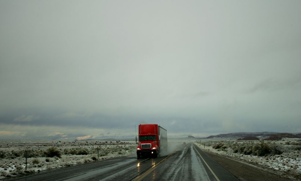 How Bad Weather Affects Semi-Truck Drivers