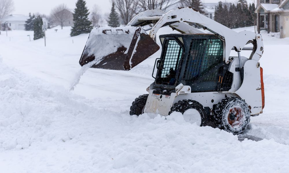 How To Prepare Your Skid Steer for the Winter