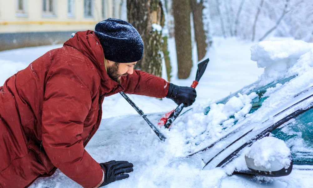 Helpful Tips for Removing Ice From Your Car