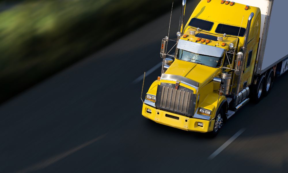 Safe Turning Tips for Semi-Truck Drivers