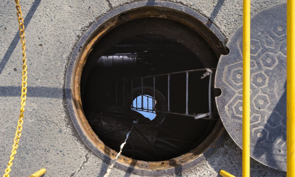 Safety Precautions To Remember When Working in Manholes