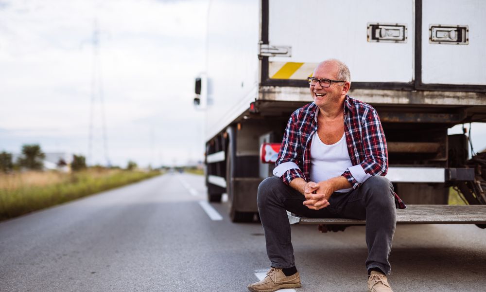 4 Key Safety Tips for Beginner Truck Drivers