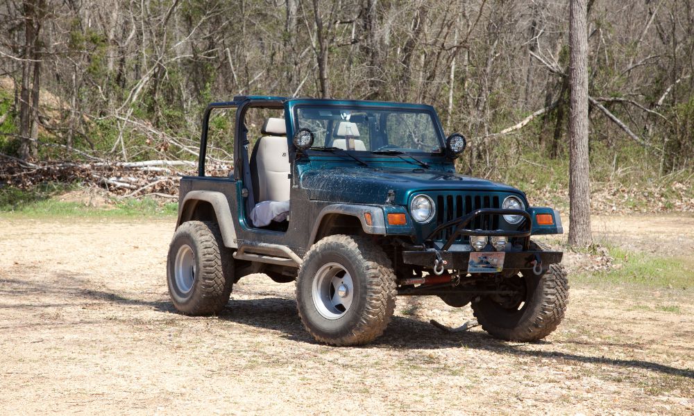 Adventure Seekers: Jeep Wrangler vs. Subaru Outback