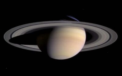 Cassini Sees Saturn